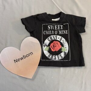 H&M Black Tee with Guns N' Roses Graphic. Size 1-2 months